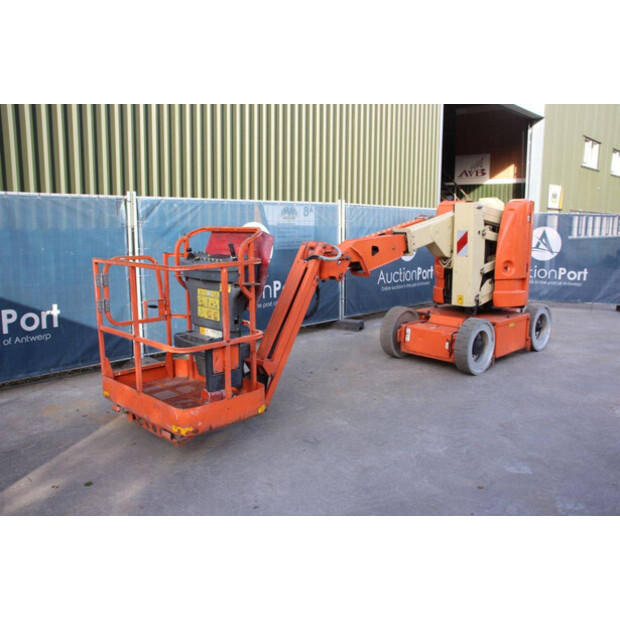 2006 JLG E300AJP-42490480