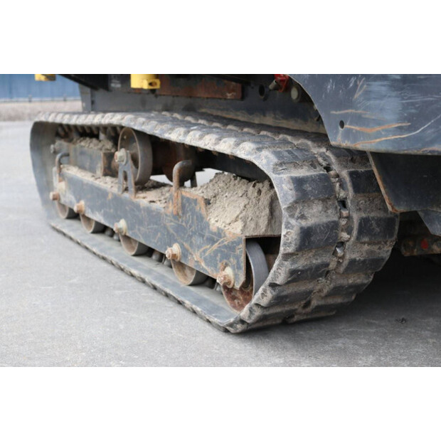 2017 YANMAR C12R-B-42491574