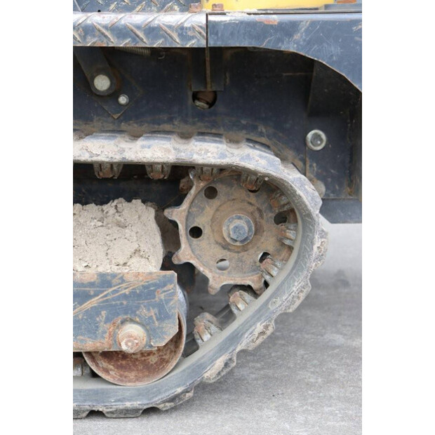 2017 YANMAR C12R-B-42491575