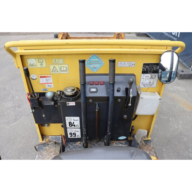 2017 YANMAR C12R-B-42491576