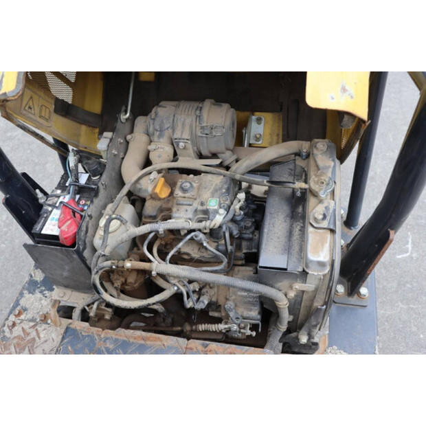 2017 YANMAR C12R-B-42491585