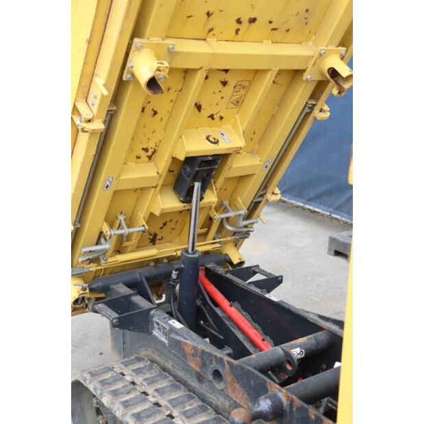 2017 YANMAR C12R-B-42491589