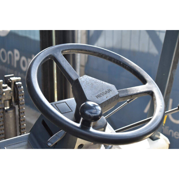 1997 NISSAN CWP02L25CU-42492149