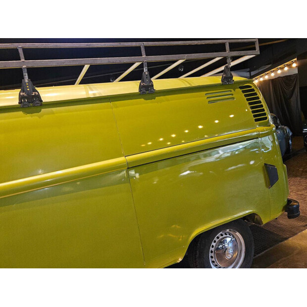1976 Volkswagen T2I-42492790