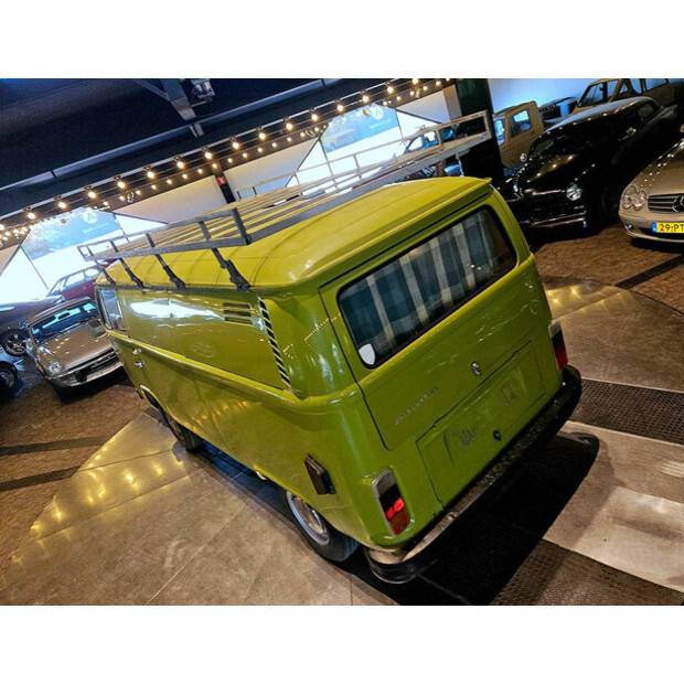 1976 Volkswagen T2I-42492791