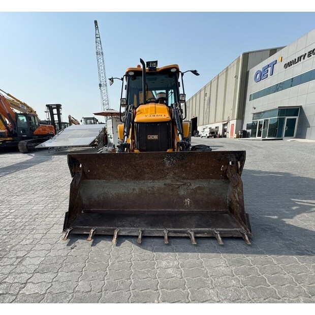 2024 JCB 3DX-42493460