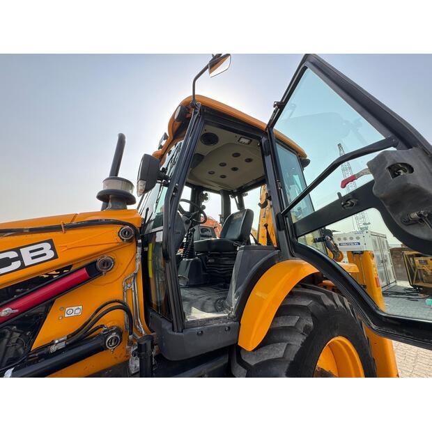2024 JCB 3DX-42493467