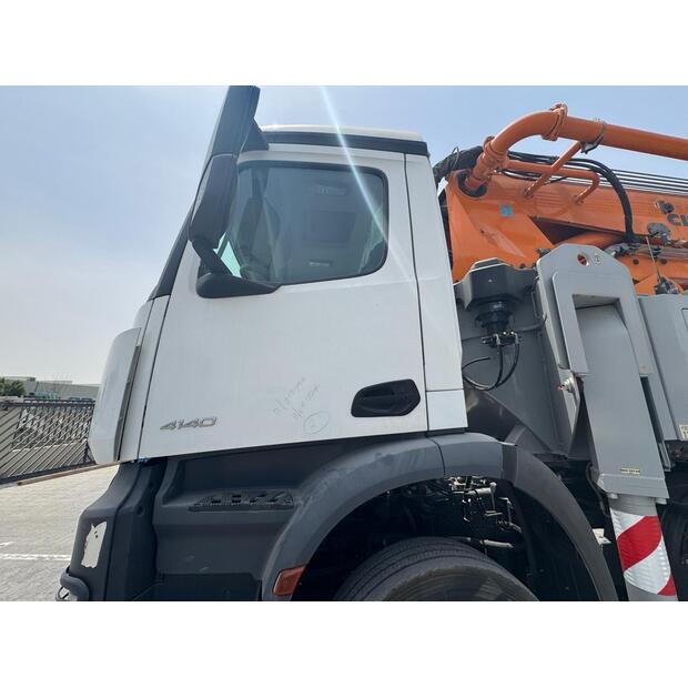 2022 Mercedes-Benz K42L-42493479