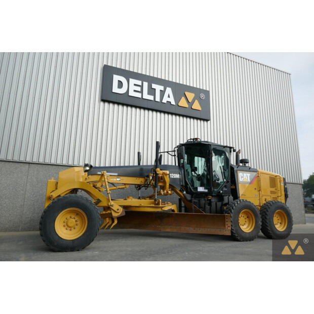 2018 Caterpillar 120M2-42493903