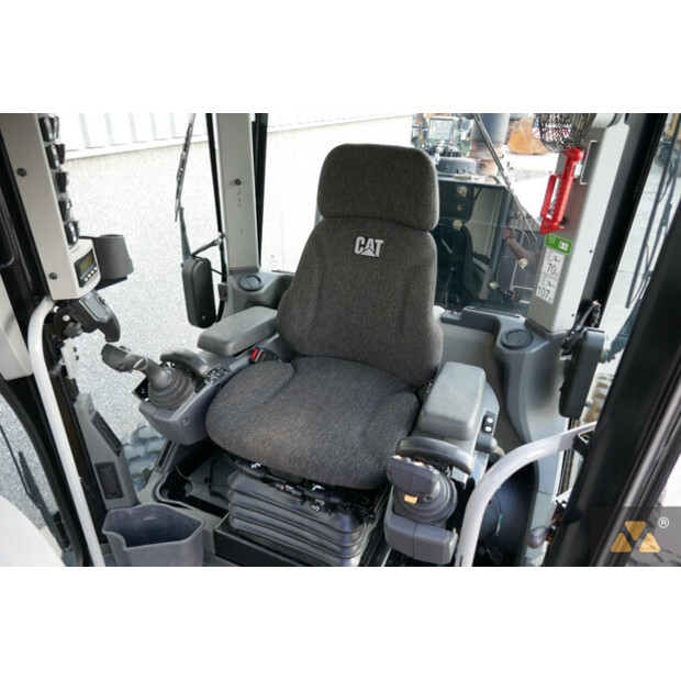 2018 Caterpillar 120M2-42493907