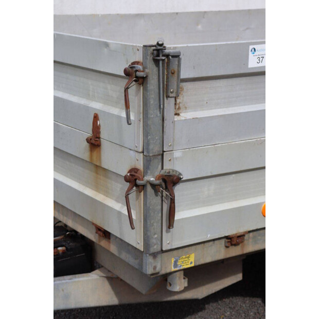 2006 RZ NKA-42494262