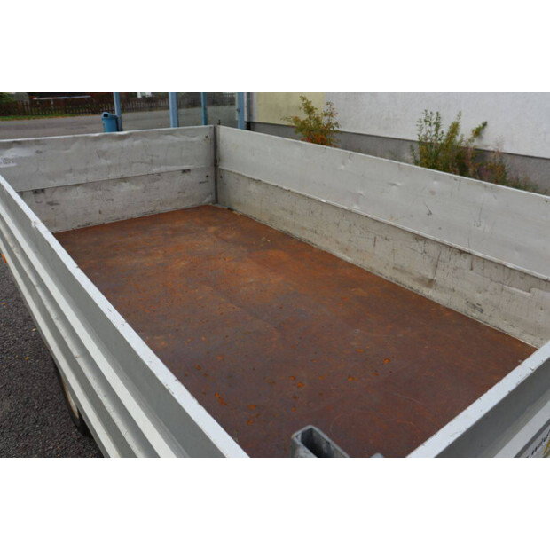 2006 RZ NKA-42494265
