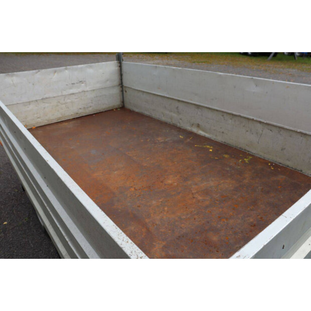 2006 RZ NKA-42494270