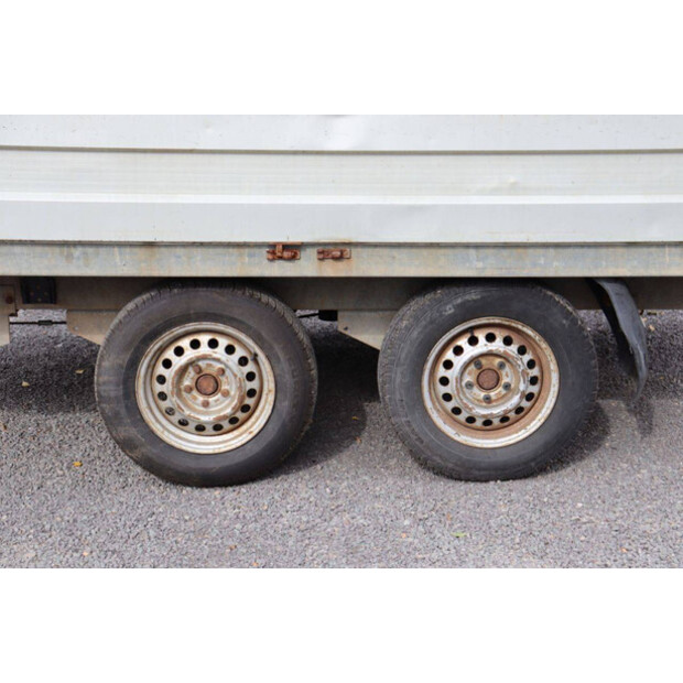 2006 RZ NKA-42494272