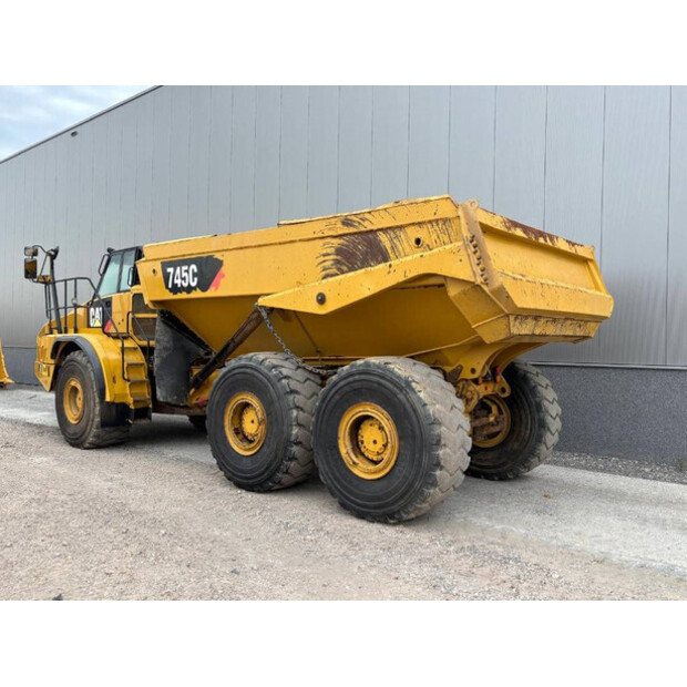 2017 Caterpillar 745C-42494487