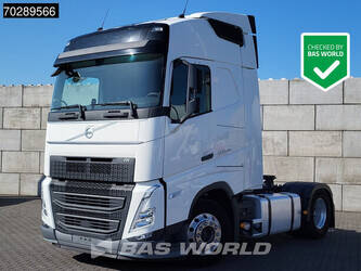 صورة ل رؤوس شاحنات 2022 فولفو FH500