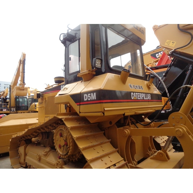 2021 Caterpillar D5M-42494929