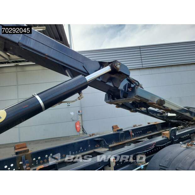 2013 فولفو FMX 410-42496059