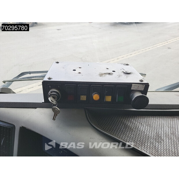 2016 Volvo FM 330-42496263
