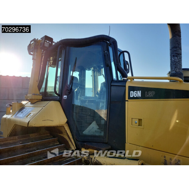 2011 Caterpillar D6N LGP-42496538