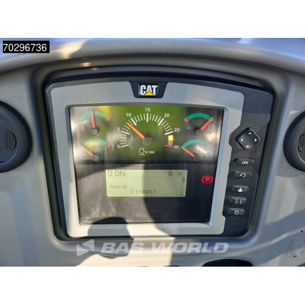 2011 Caterpillar D6N LGP-42496563