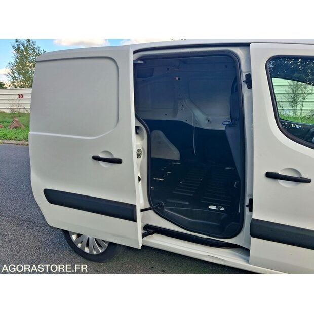2017 Citroen BERLINGO-42508272