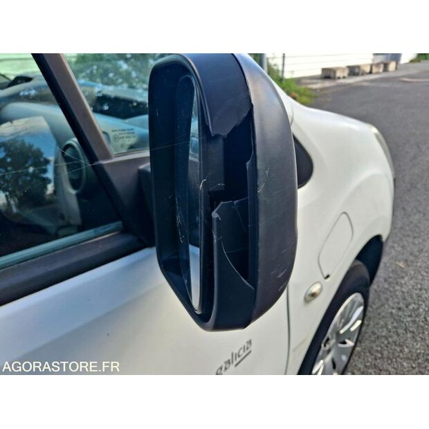 2017 Citroen BERLINGO-42508287
