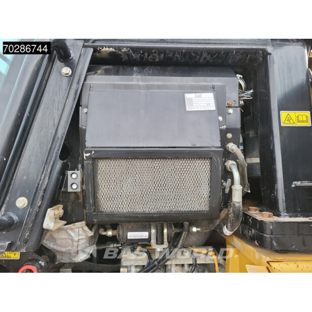 2012 Caterpillar 963D-42512230