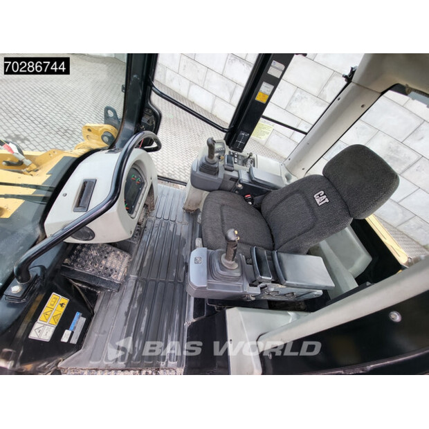 2012 Caterpillar 963D-42512237