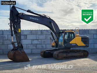 Image for EXCAVATORS 2015 Volvo EC300EL