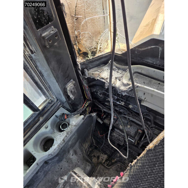 2012 Caterpillar 966K-42512680