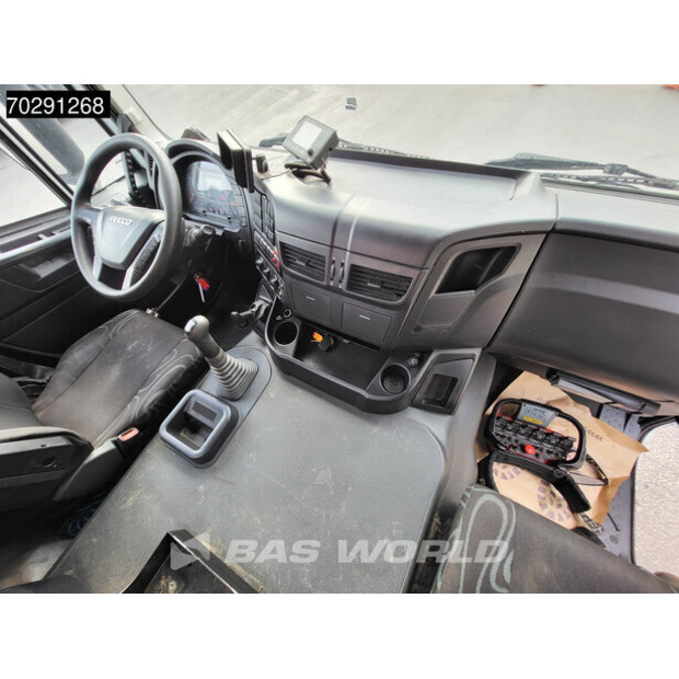 2017 Iveco Trakker 310-42513834