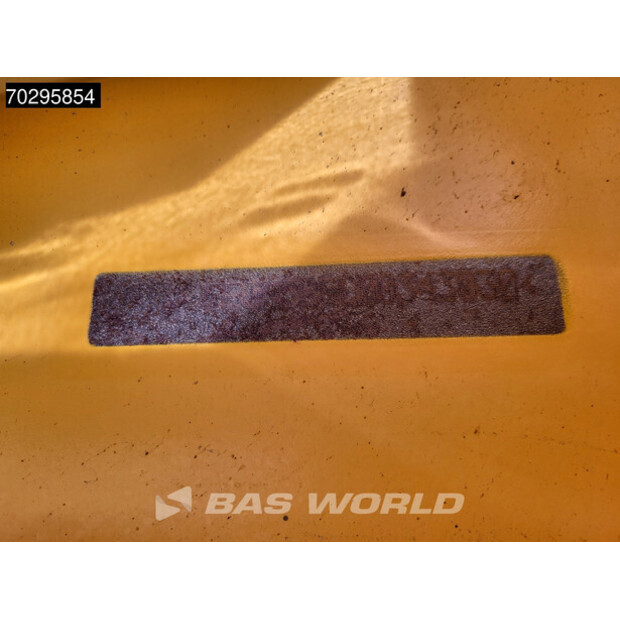 2019 فولفو A30G-42515120