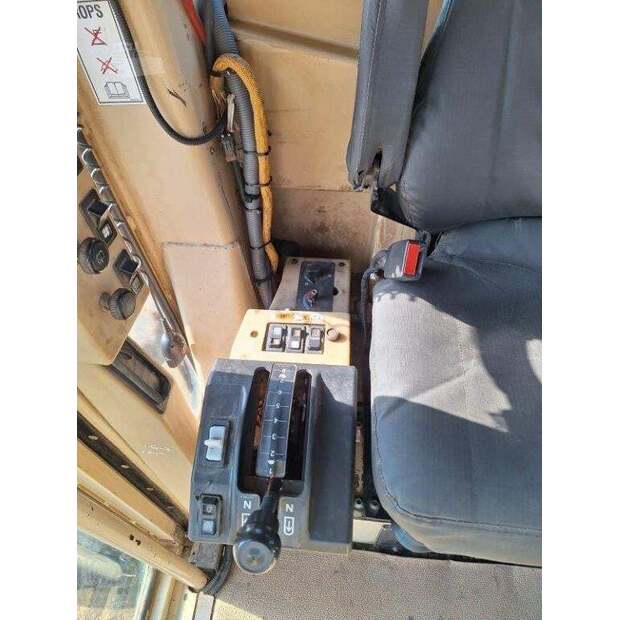 2004 كاتربيلر 16H-42515438