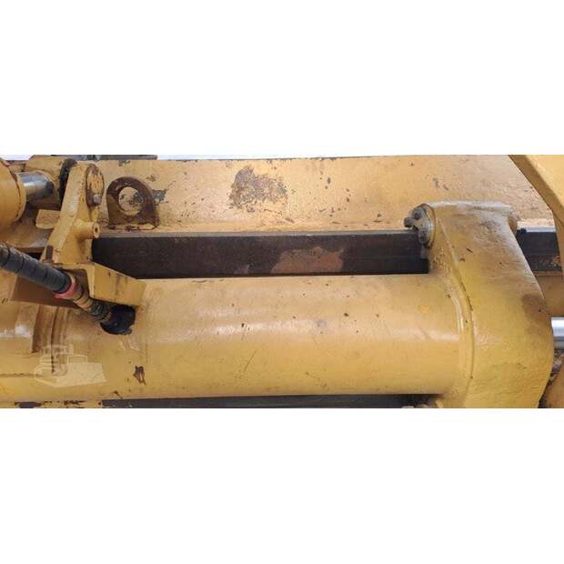 2000 كاتربيلر 16H-42515480
