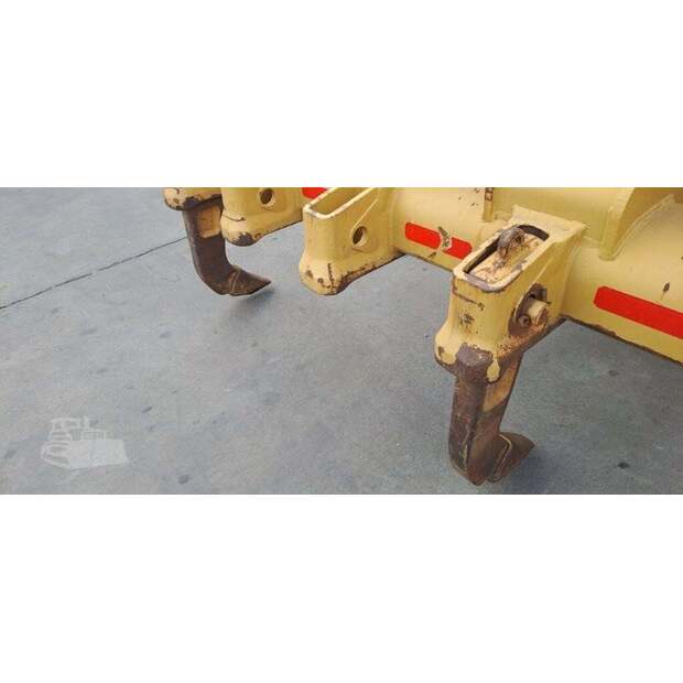 2000 كاتربيلر 16H-42515485