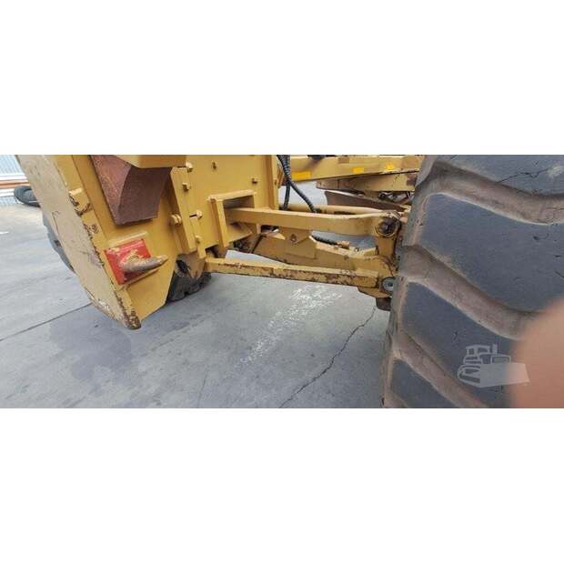 2000 كاتربيلر 16H-42515496