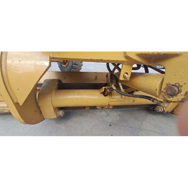 2000 كاتربيلر 16H-42515505