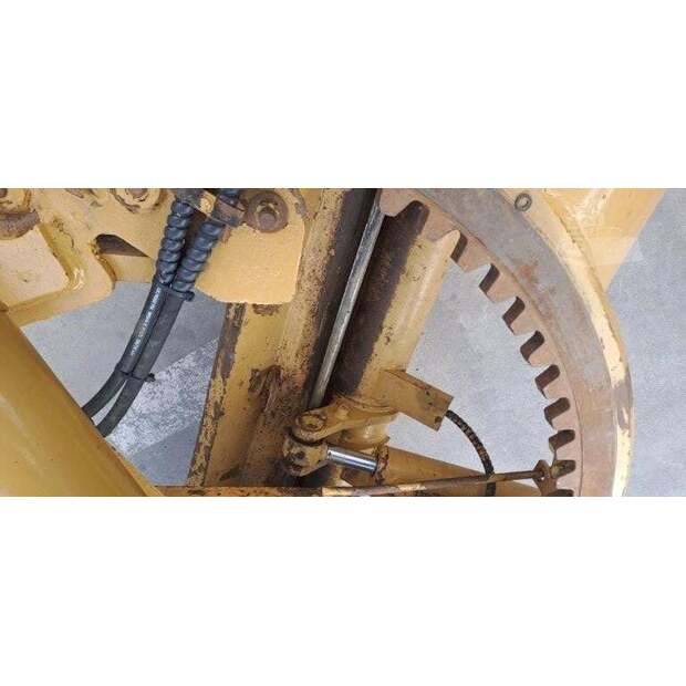 2000 كاتربيلر 16H-42515512