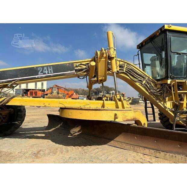 2002 Caterpillar 24H-42515658