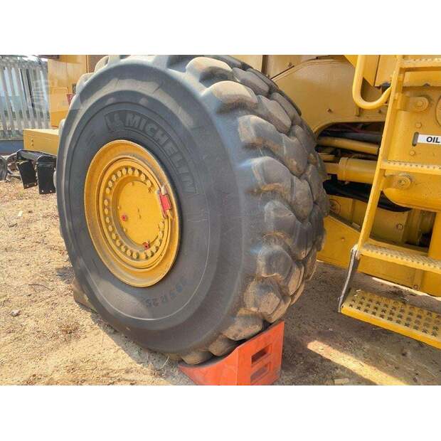 2007 كاتربيلر 824H-42516104