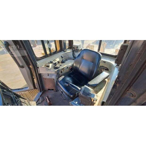 2006 Caterpillar D6R-42516268