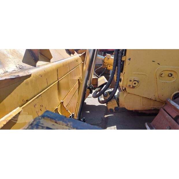 2014 Caterpillar D8R-42516355