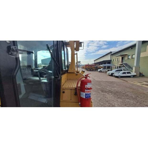 2014 Caterpillar D8R-42516593