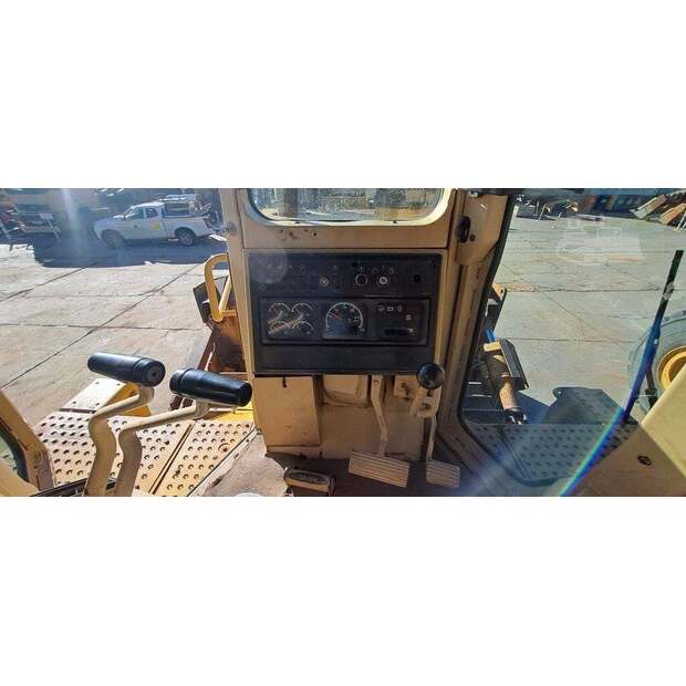 2014 كاتربيلر D9R-42516640