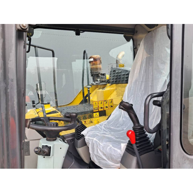 2018 Komatsu PW118MR-11-42516703