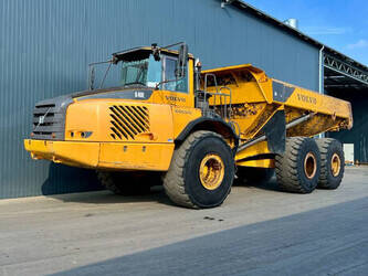 Image de TOMBEREAUX DE CHANTIER 2010 Volvo A40E