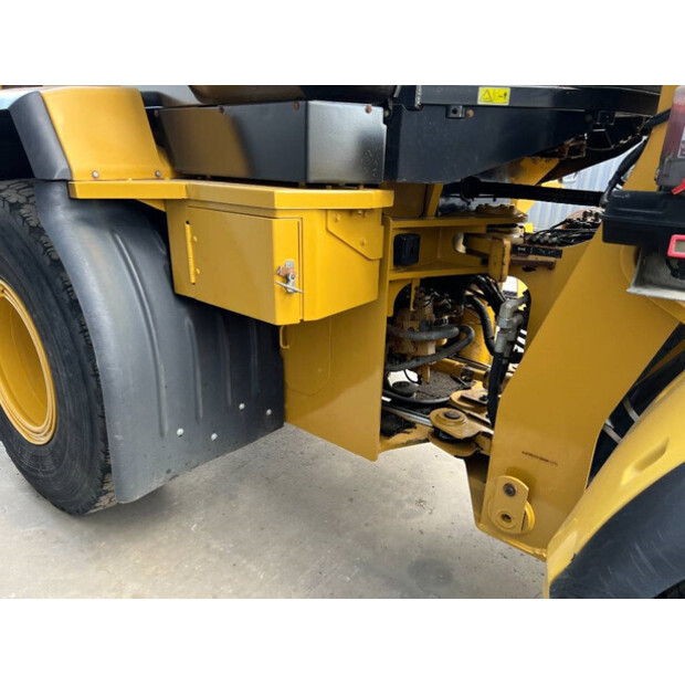 2012 Caterpillar 930K-42521617