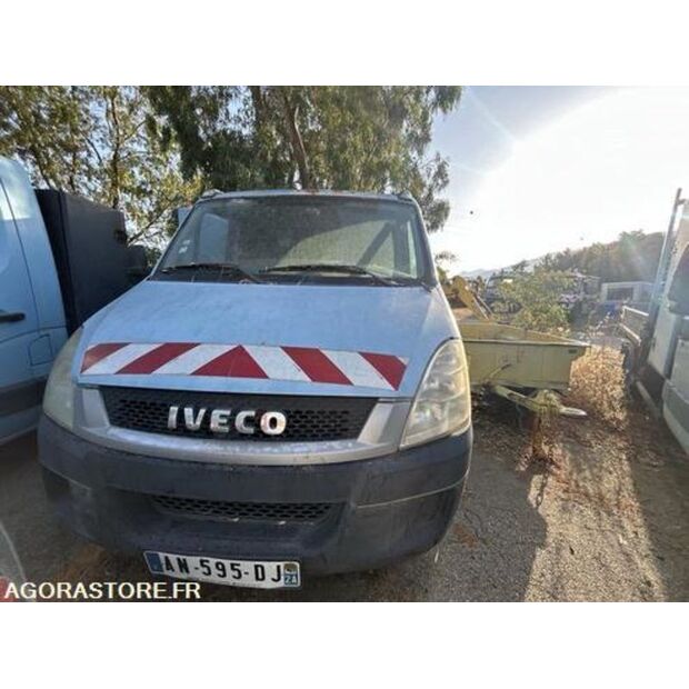 2010 ايفكو 35C15-42535899