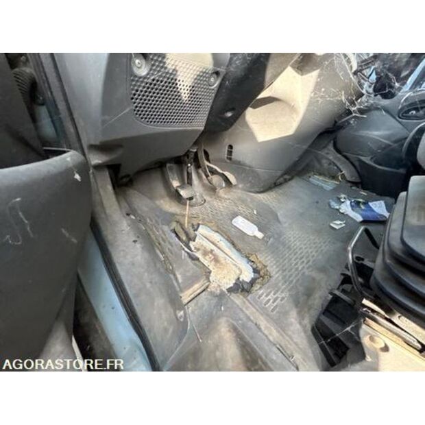 2010 ايفكو 35C15-42535906